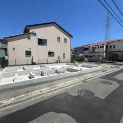 相模原市緑区西橋本3丁目 長期優良認定住宅 カースペース並列２台可、都市ガス